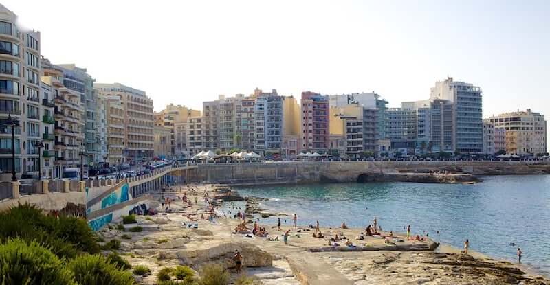 Onde Ficar em Sliema em Malta: Próximo a Praia