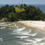 Onde ficar na Praia de Guaratuba: a melhor localização!